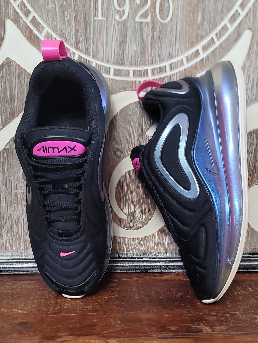 Nike Wmns Air Max 720 'Black Laser Fuchsia' Wmns 6 (Good Cond) Fast Shipping